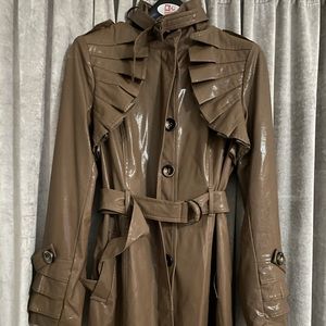 Taupe/brown trench coat